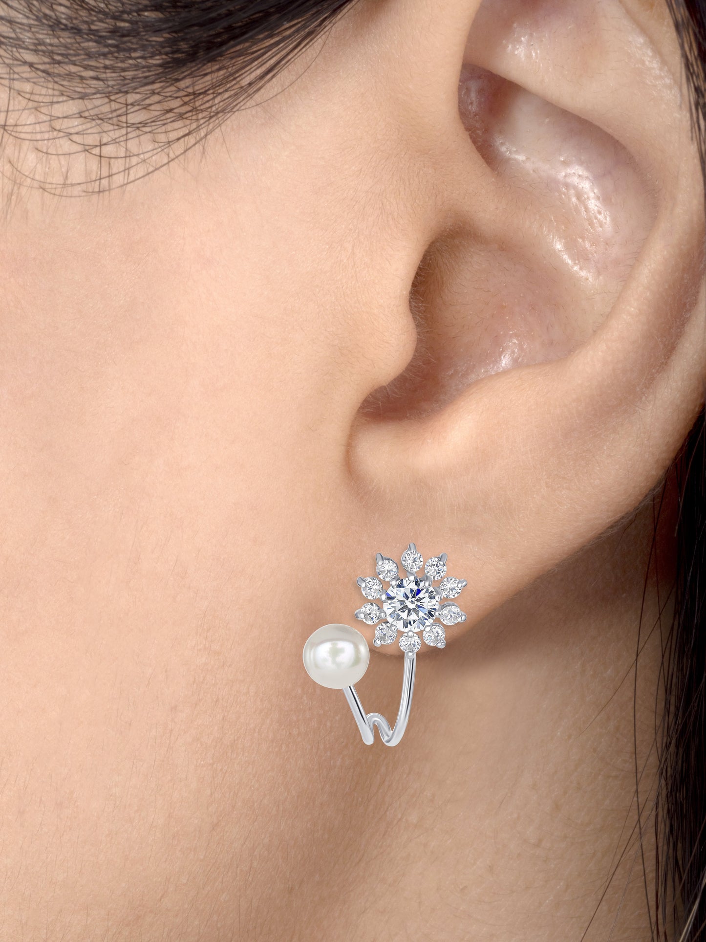 925 Sterling Silver Flower and Pearl Earring